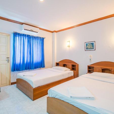 브레이크 포인트 호텔 Patong 외부 사진