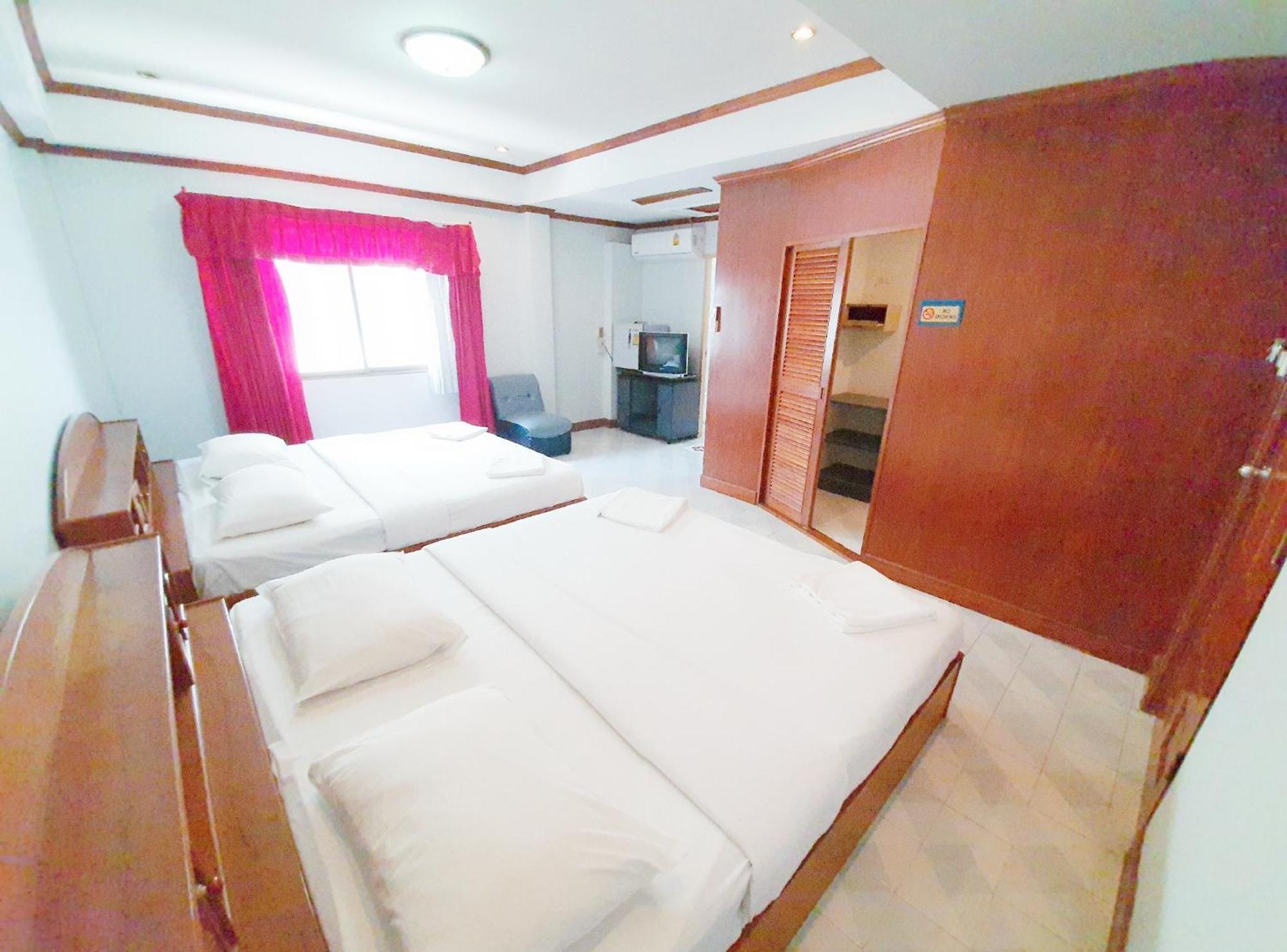 브레이크 포인트 호텔 Patong 외부 사진