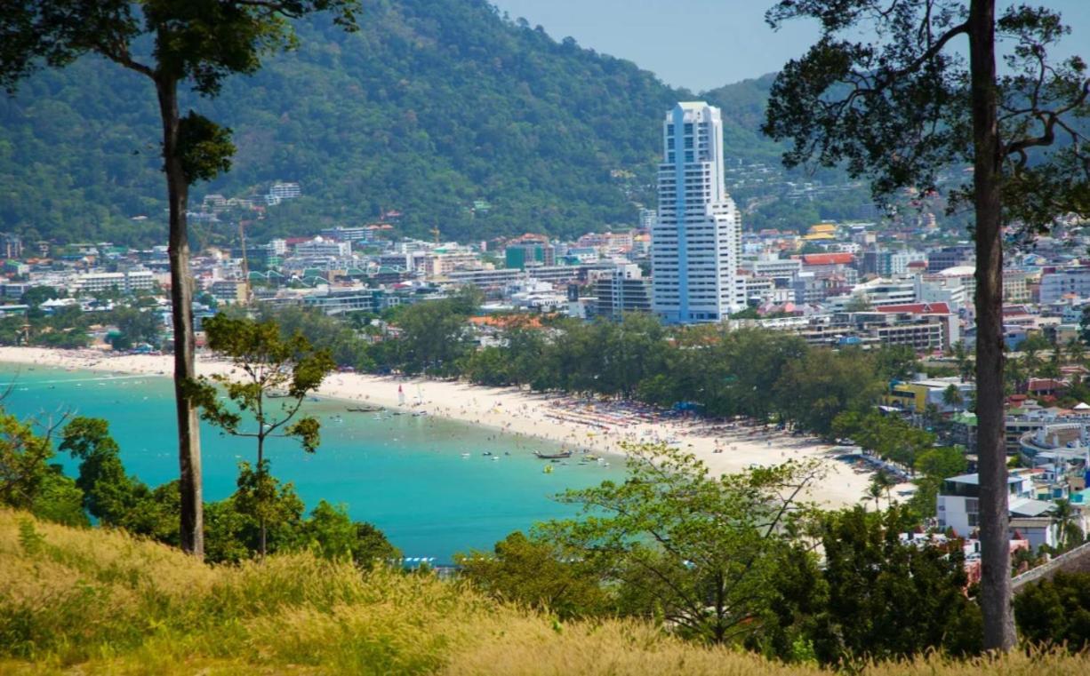 브레이크 포인트 호텔 Patong 외부 사진